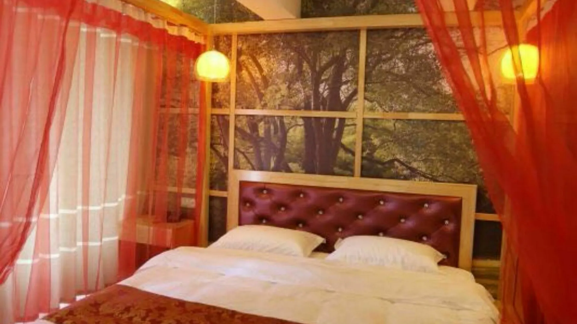 Luoyang Jiayue Theme Hotel China